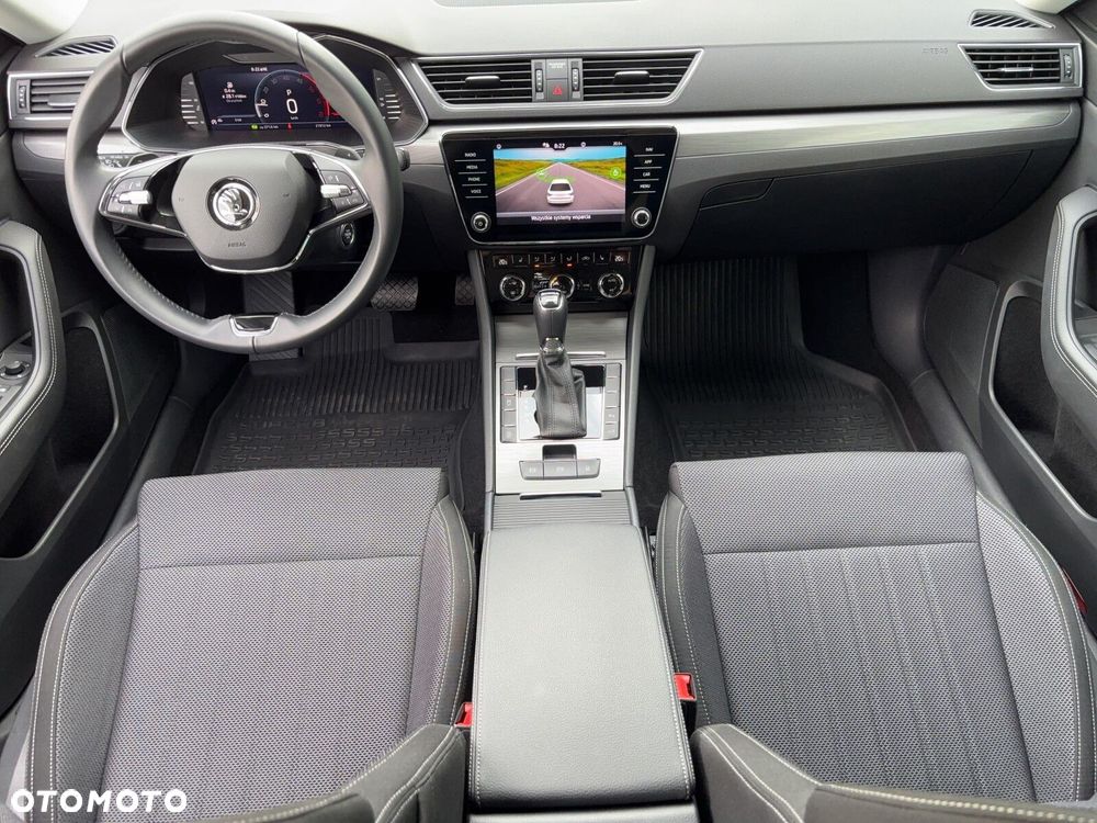 Skoda Superb 2.0 TDI SCR Style DSG - 24