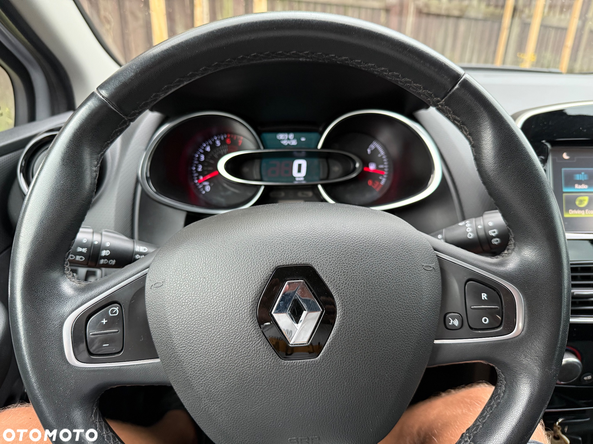Renault Clio (Energy) TCe 90 Start & Stop INTENS - 16