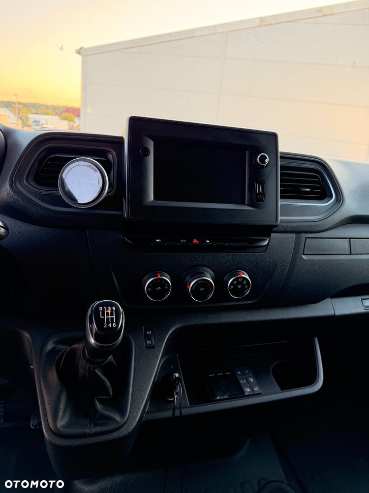 Renault Master - 12