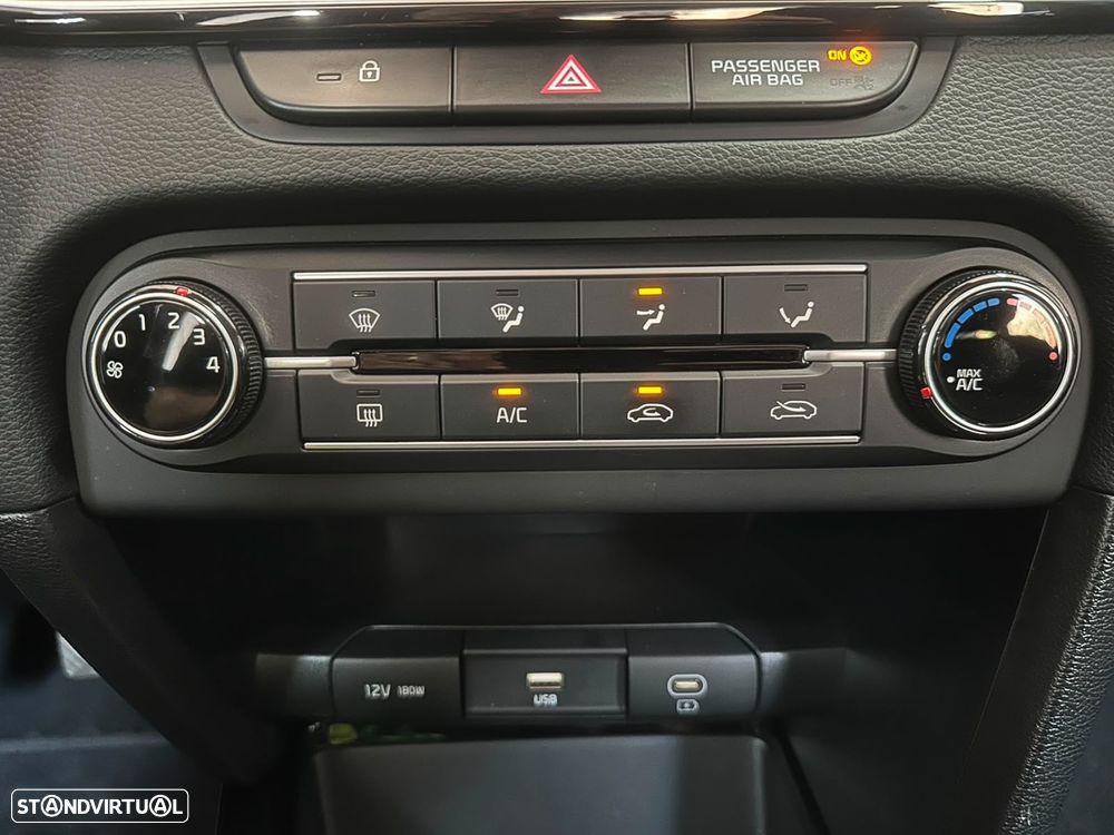 Kia Ceed SW - 33