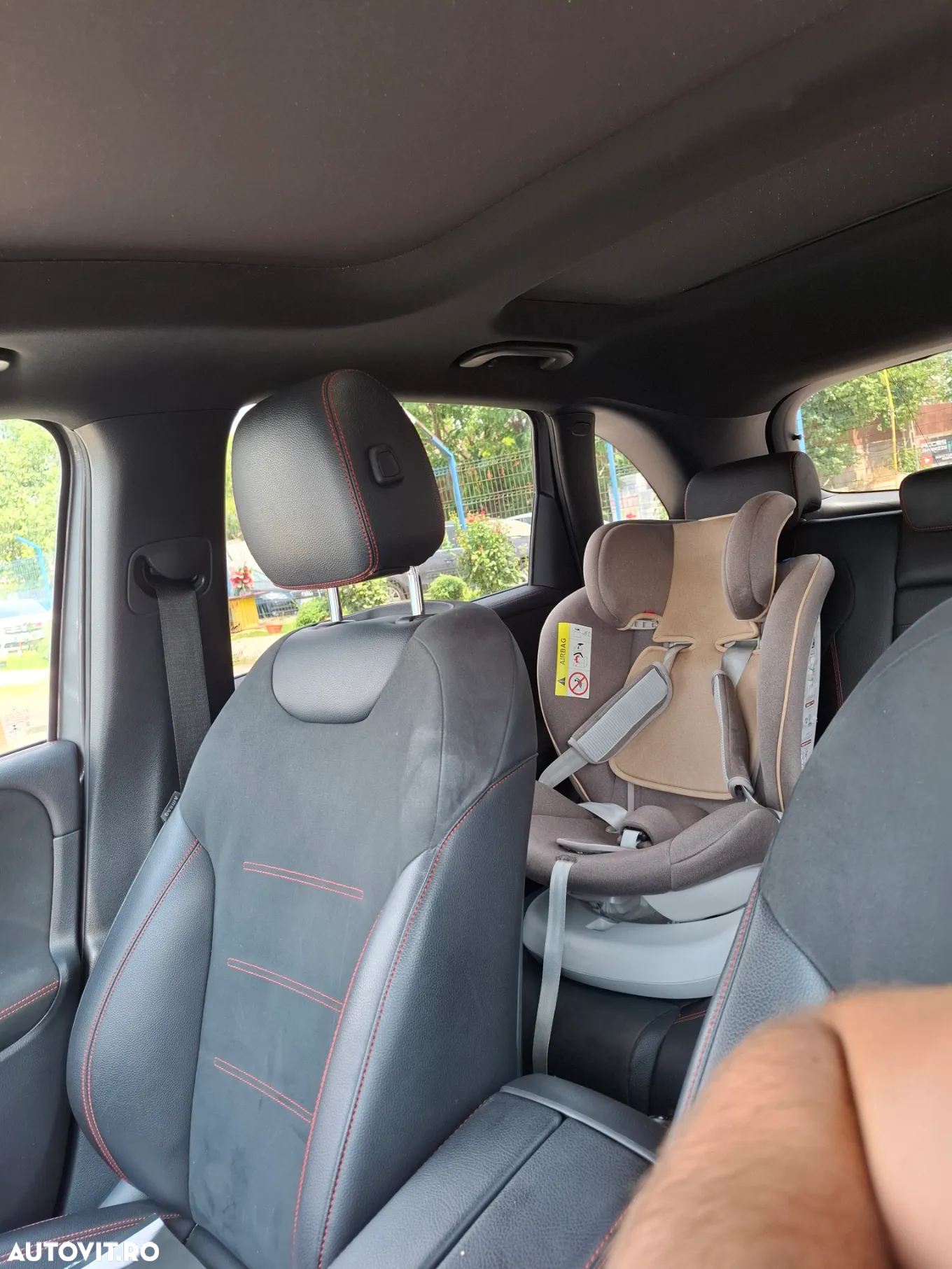Mercedes-Benz B 200 d - 15