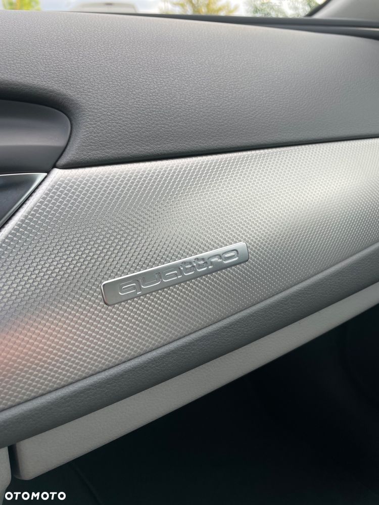 Audi A6 Avant 3.0 TDI Quattro S tronic - 12