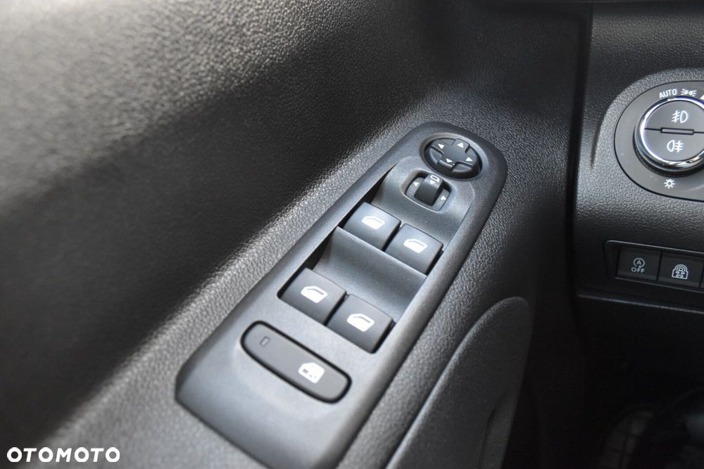 Opel Combo - 24