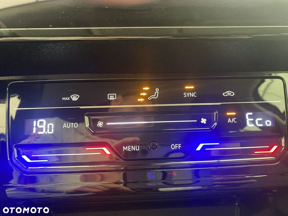Volkswagen Passat - 20