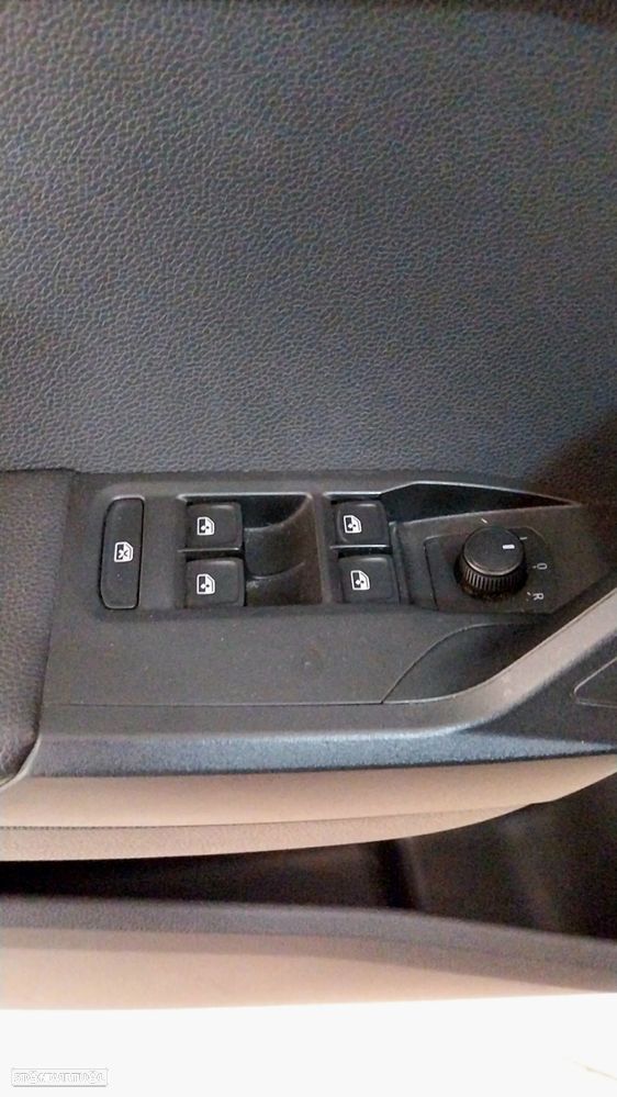 SEAT Ibiza 1.0 Reference - 8