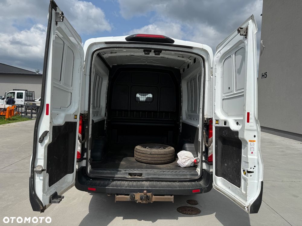 Ford Transit - 21