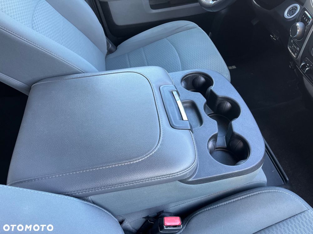 RAM 1500 5.7 Crew Cab Bighorn - 19