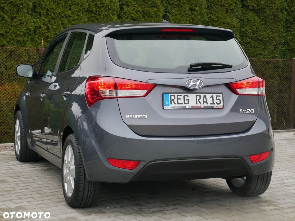 Hyundai ix20 - 10