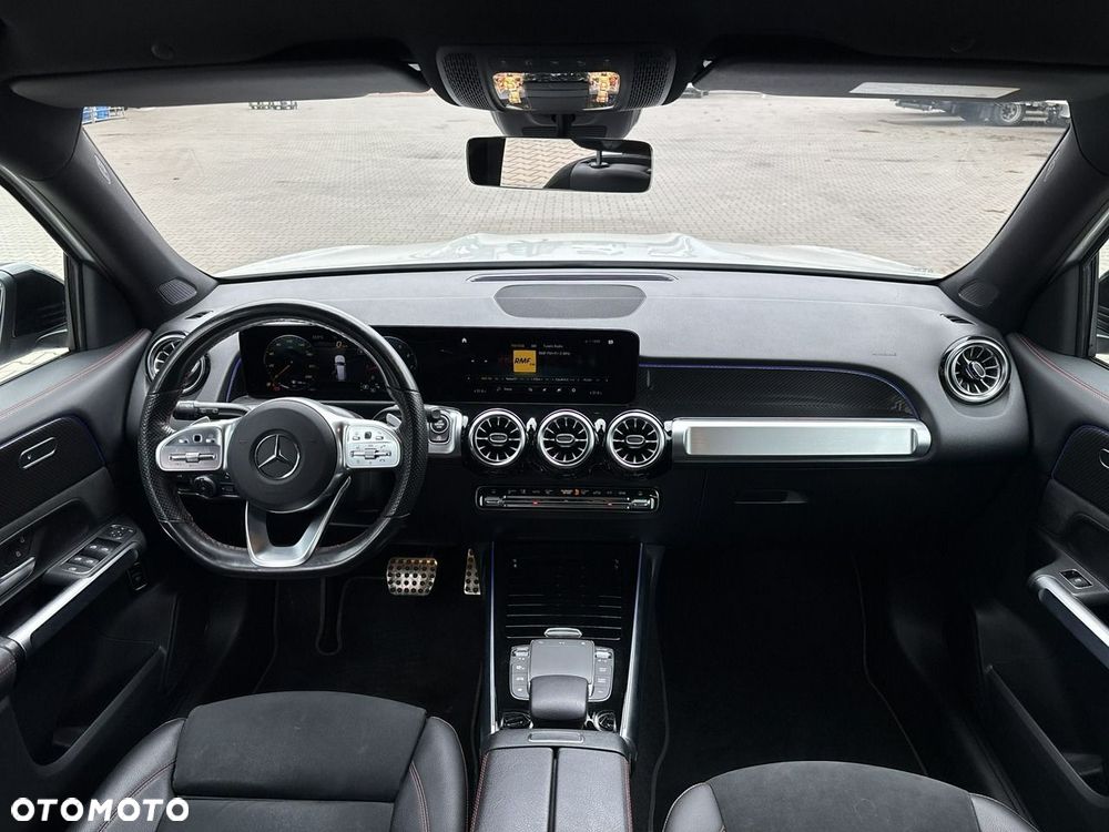 Mercedes-Benz GLB 200 7G-DCT - 13