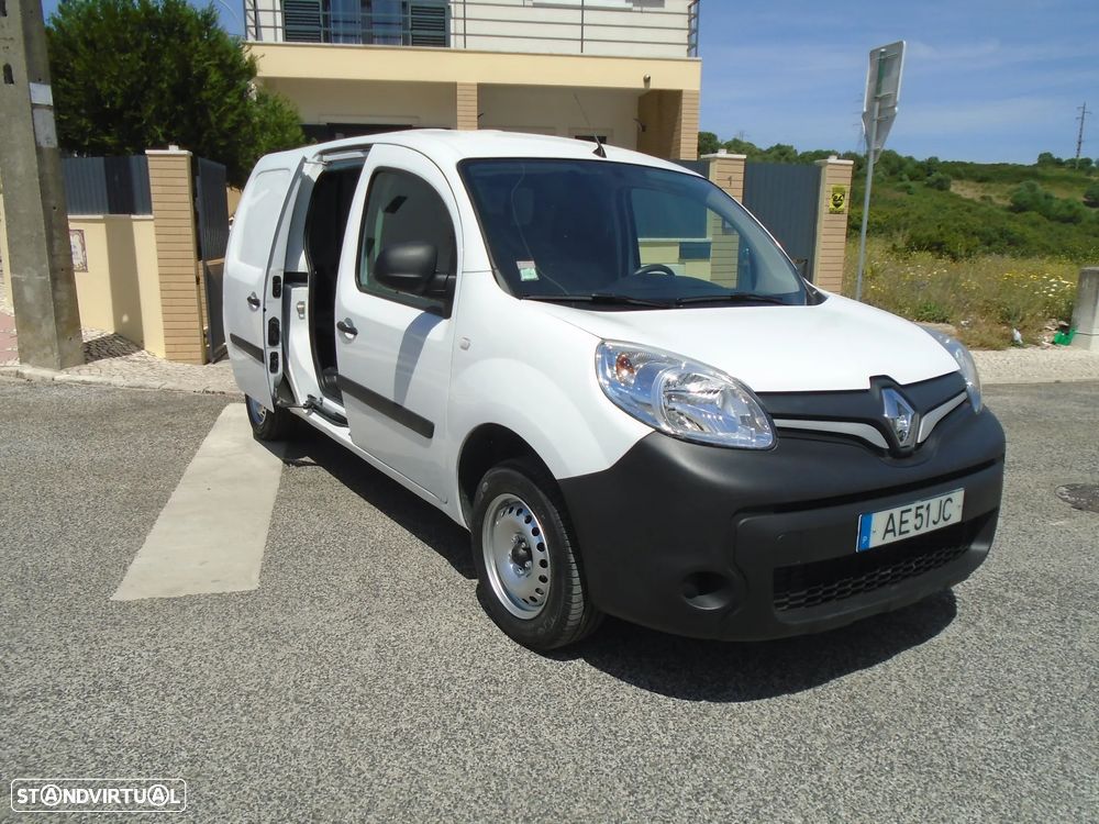 Renault Kangoo 1.5 DCI MAXI 3 LUGARES- 95 CV 6 V- IVA DEDUTIVEL - 24