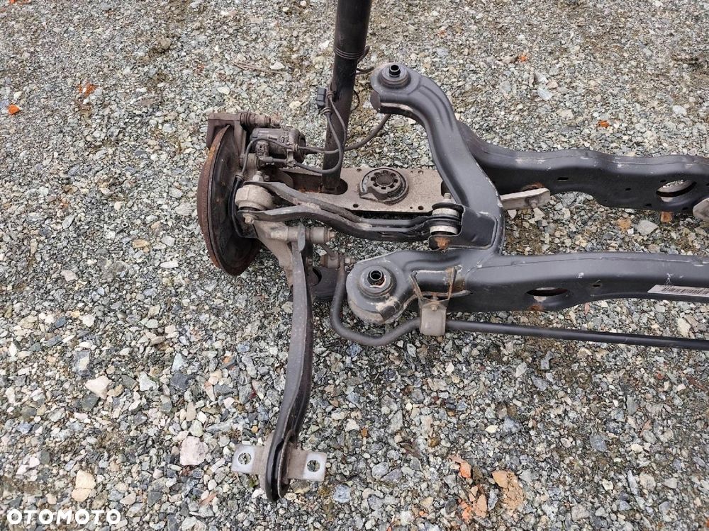 MERCEDES W246 TYLNY WÓZEK BELKA ZWROTNICA L+P KOMPLET - 4