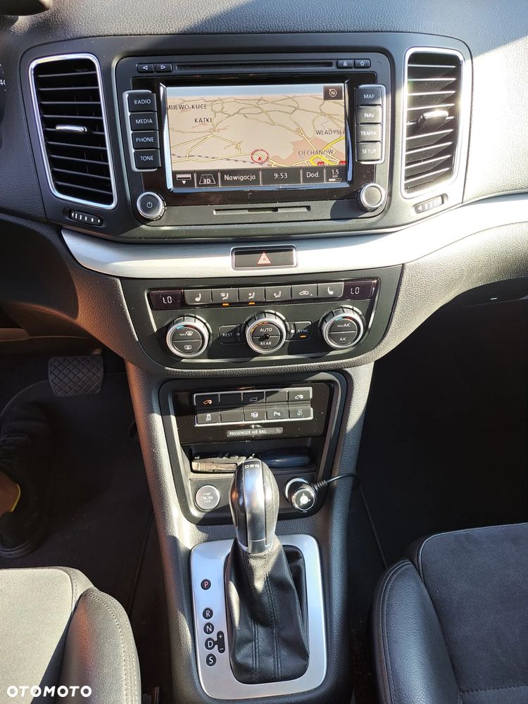 Volkswagen Sharan 2.0 TSI Highline DSG - 10