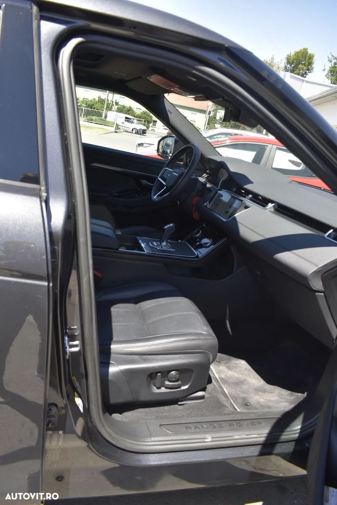 Land Rover Range Rover Evoque - 32