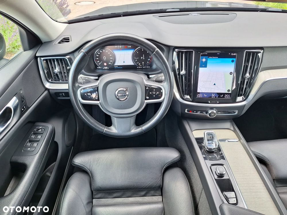 Volvo V60 B4 D Inscription - 25