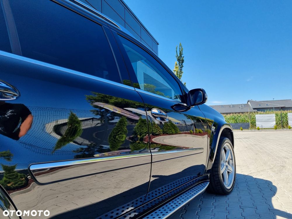 Mercedes-Benz GL 500 - 10