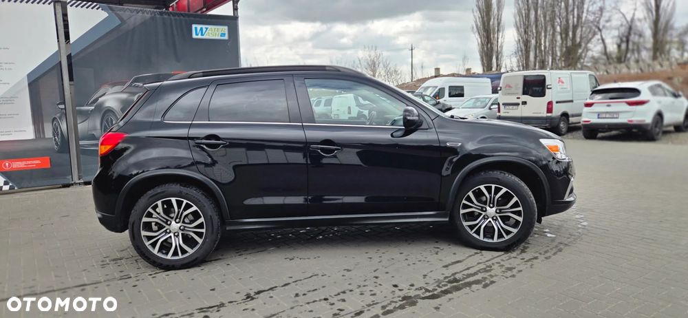 Mitsubishi ASX 2.2 DI-D 4WD Automatik Top - 17