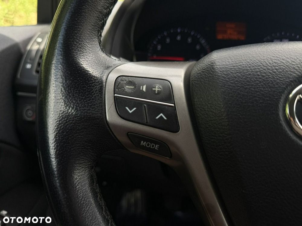 Toyota Avensis 1.8 Prestige - 18