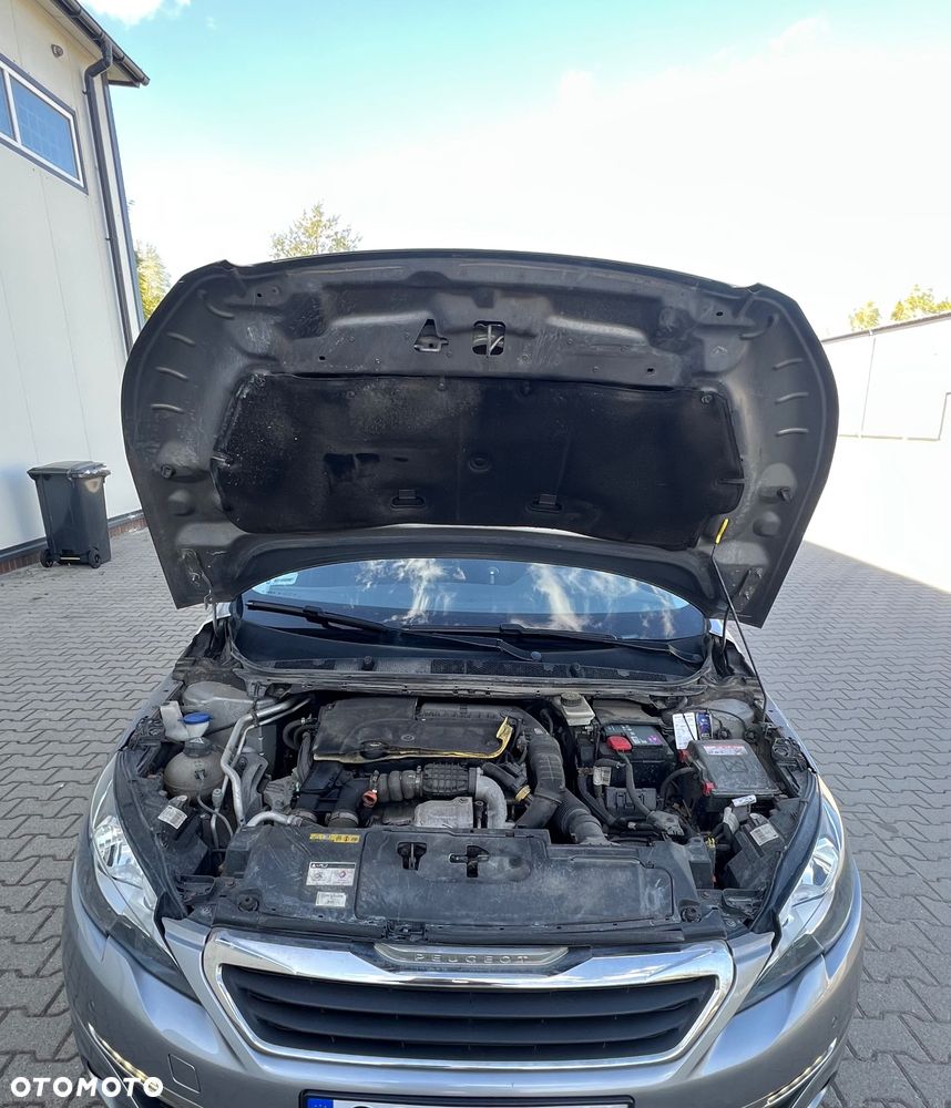 Peugeot 308 1.6 BlueHDi Allure S&S - 14