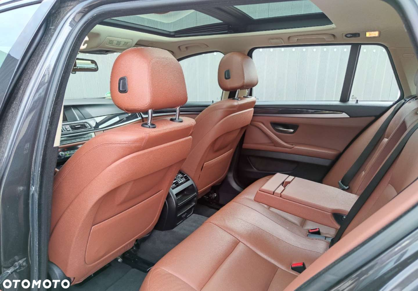BMW Seria 5 520d Touring Sport Line - 26