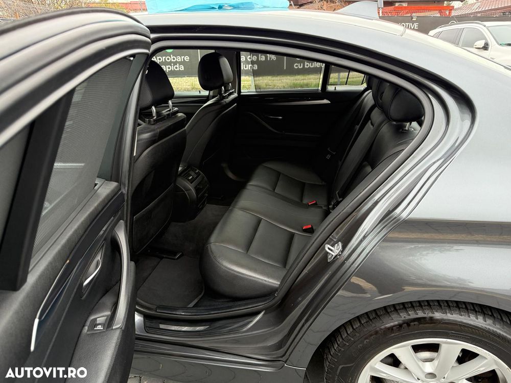 BMW Seria 5 518d Aut. Luxury Line - 8