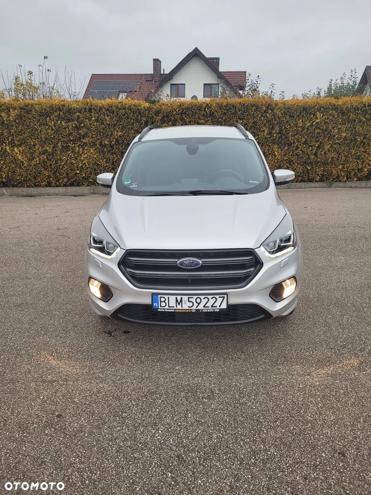 Ford Kuga - 4