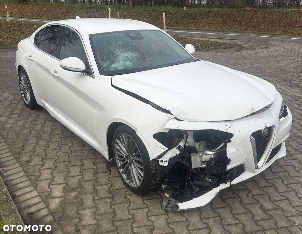 Alfa Romeo Giulia 2.2 D Turbo Super - 2