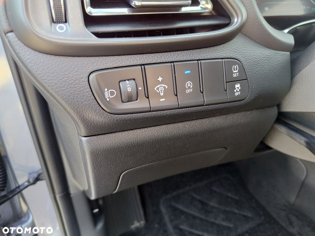 Hyundai i30 - 12