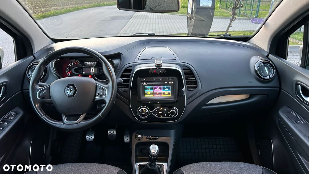 Renault Captur - 22