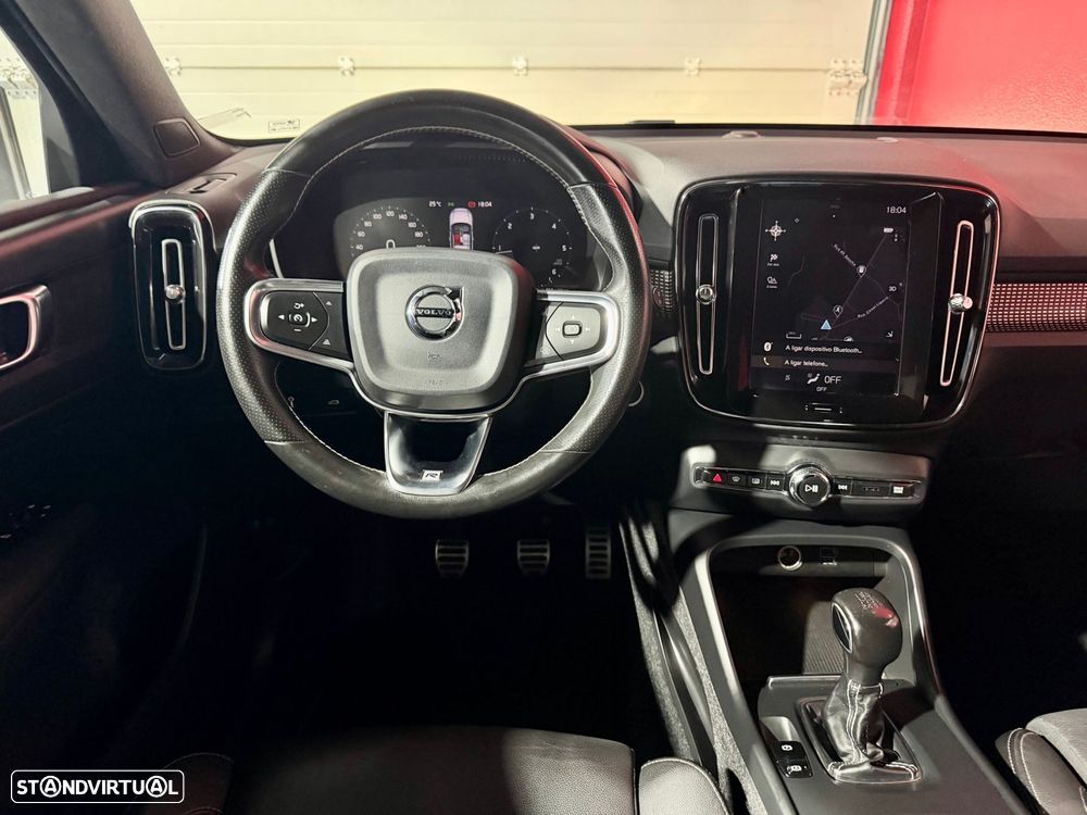 Volvo XC 40 2.0 D3 R-Design - 24