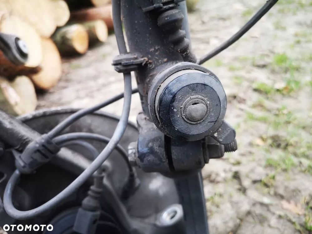 zawieszenie kpl prawa lewa audi q5 8r0 3.0D - 3