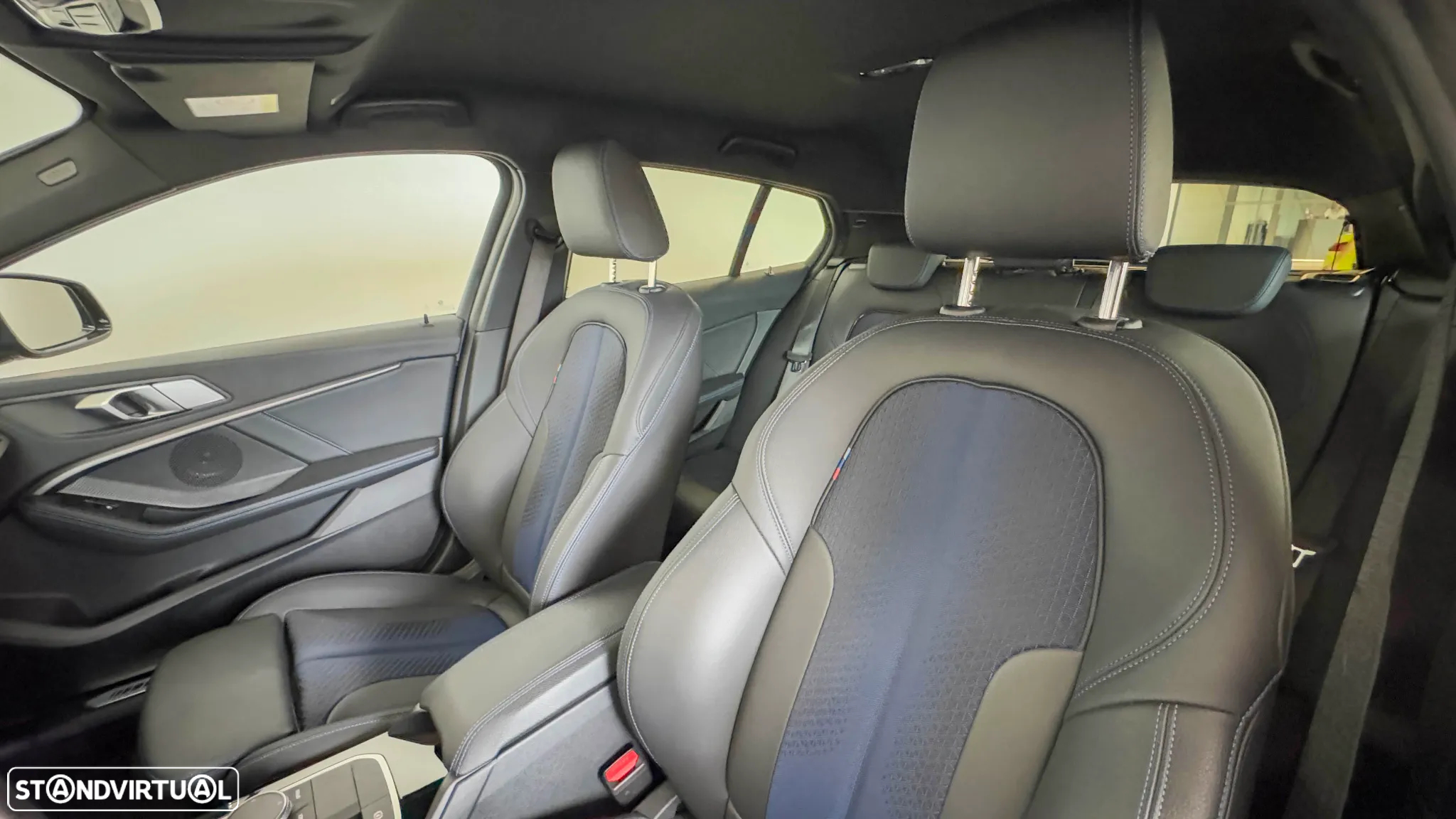 BMW 116 d Pack Desportivo M Auto - 11