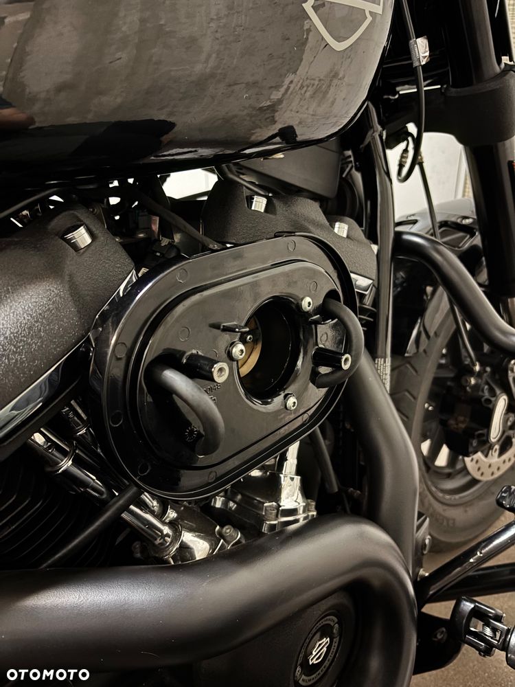 Harley-Davidson Softail Fat Bob - 9
