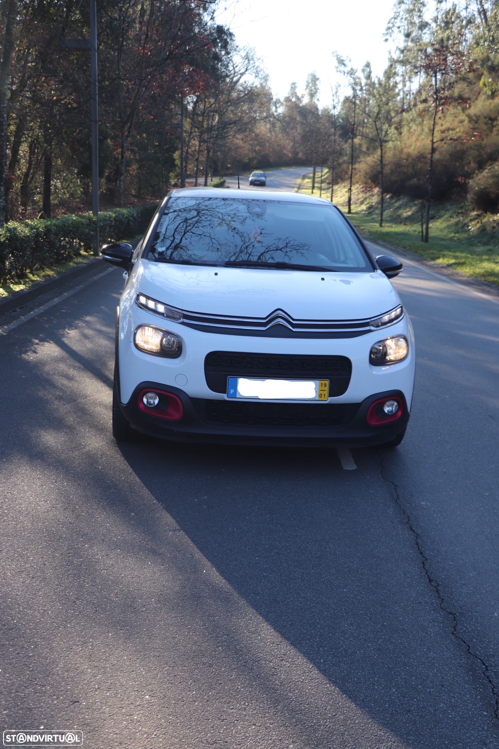 Citroën C3 1.2 PureTech Shine - 2