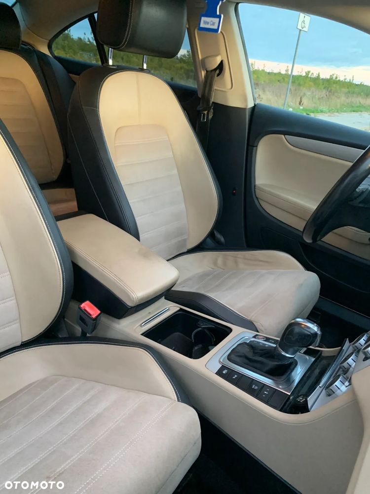 Volkswagen CC 2.0 TDI DPF BMT DSG - 9