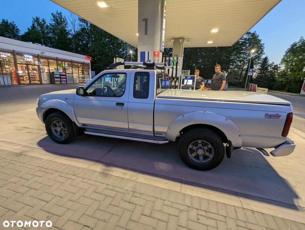 Nissan Frontier - 16