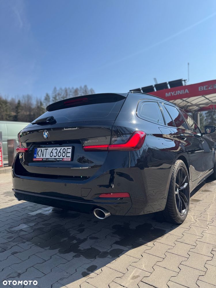 BMW Seria 3 318d - 3