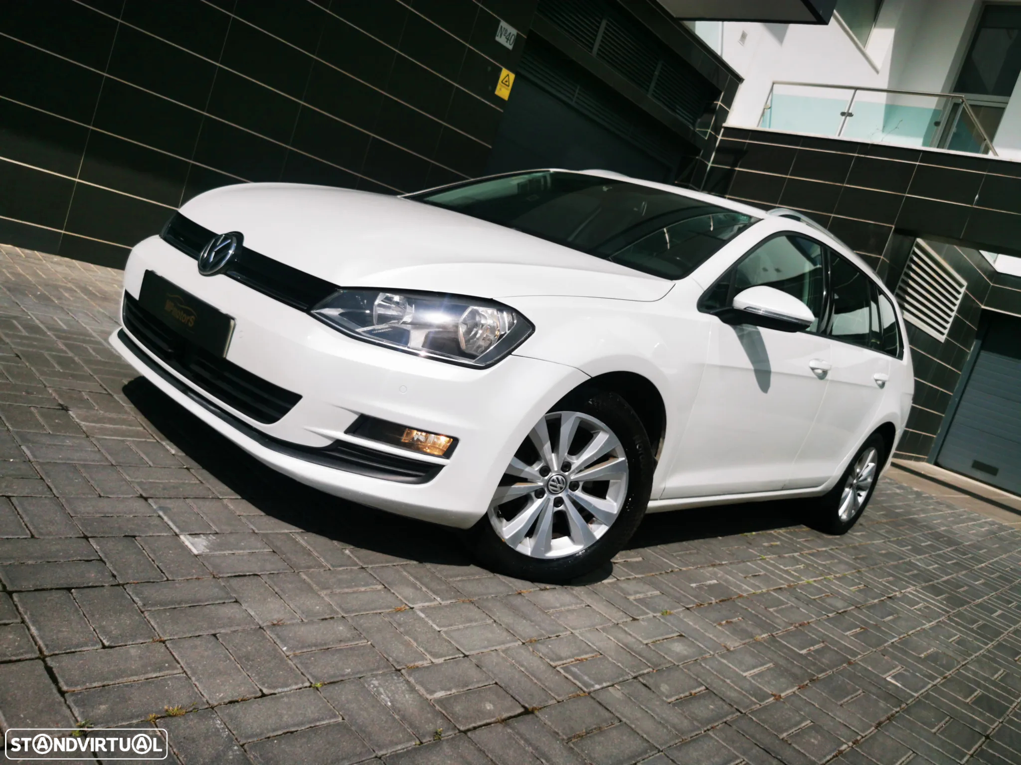 VW Golf Variant 1.6 TDi BlueMotion DSG Comfortline - 11