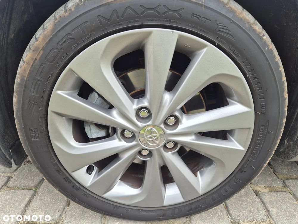 Toyota Auris 1.8 HSD Luna - 14