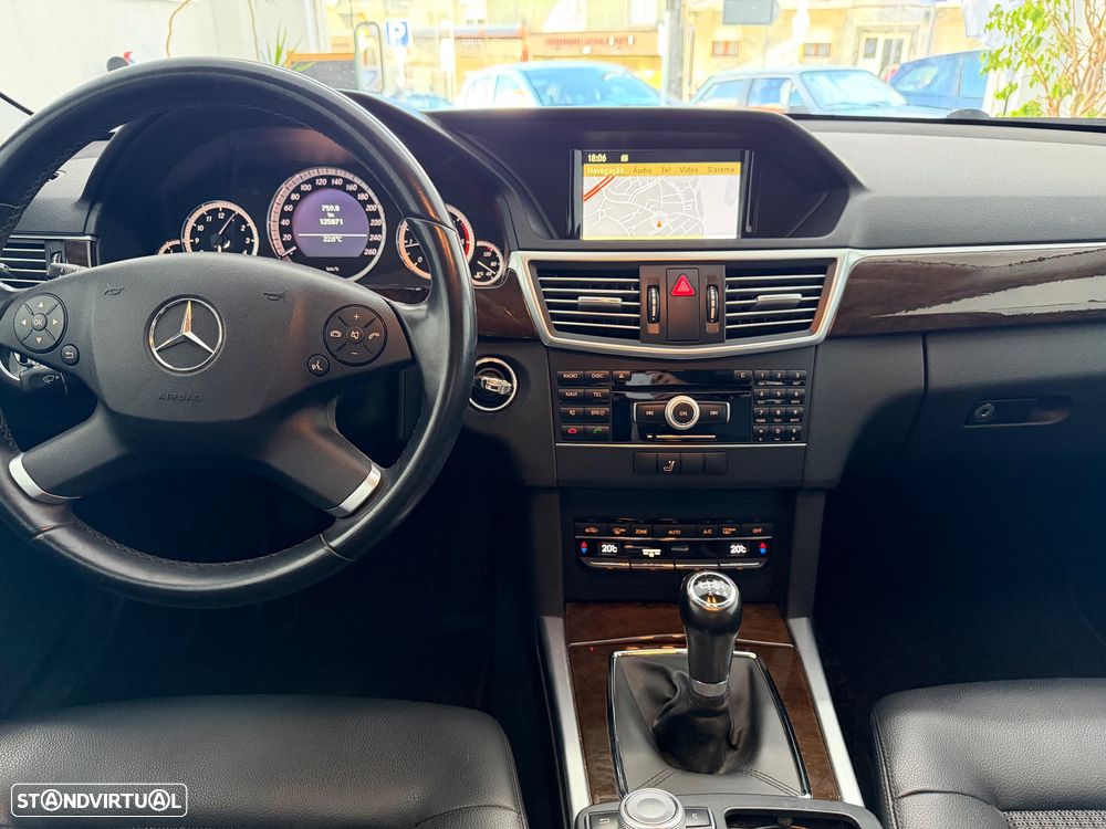 Mercedes-Benz E 220 CDi Classic BlueEfficiency - 10