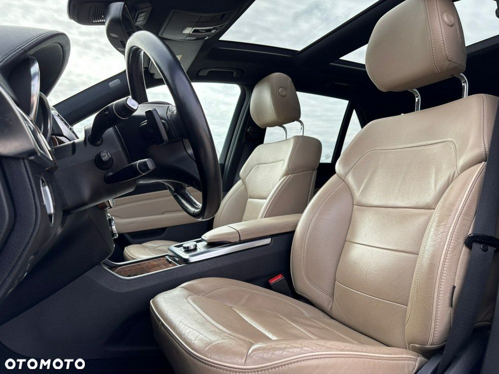 Mercedes-Benz ML - 17