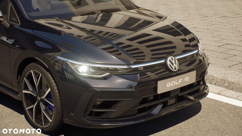Volkswagen Golf - 16