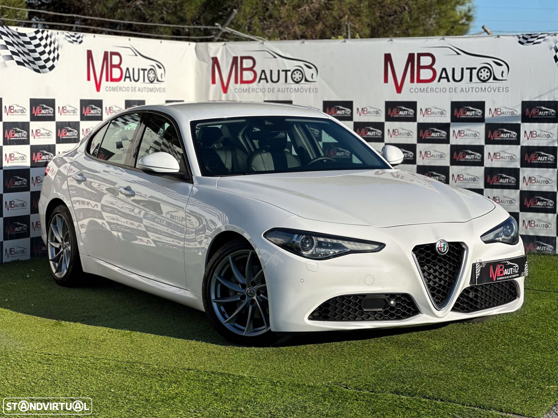 Alfa Romeo Giulia 2.2 D Super AT8 - 11