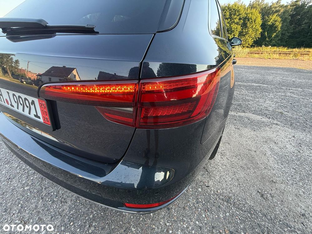 Audi A4 Avant 2.0 TDI - 20