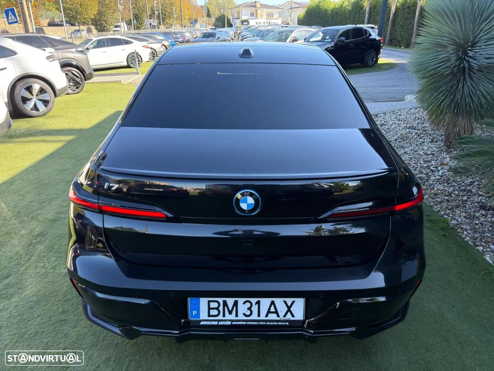 BMW i7 xDrive60 Pack Desportivo M Pro - 16