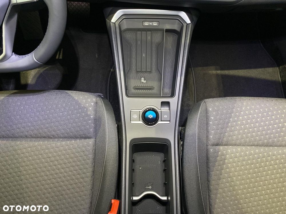 Volkswagen T-Roc - 25