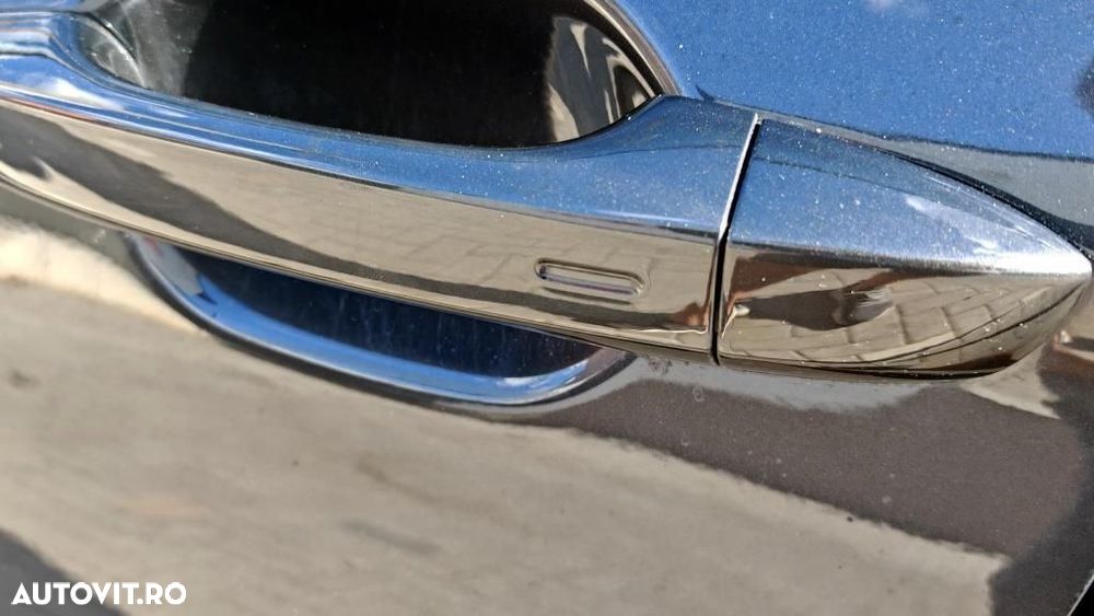 Volkswagen Passat - 32