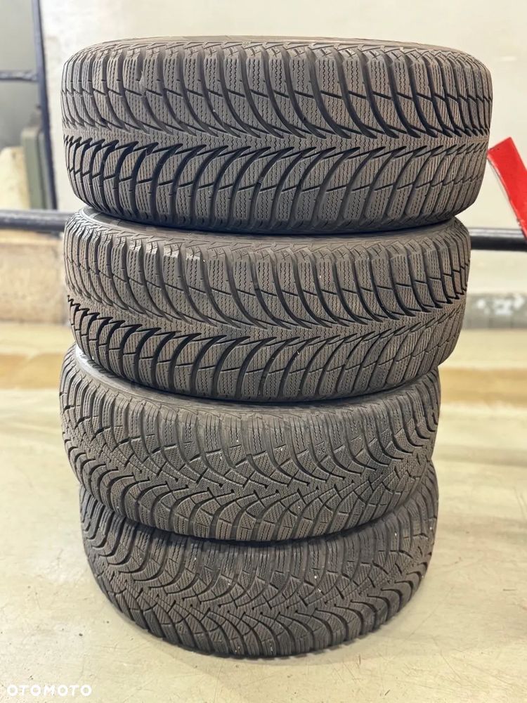 205/55 R16 T91 Goodyear UltraGrip - 1