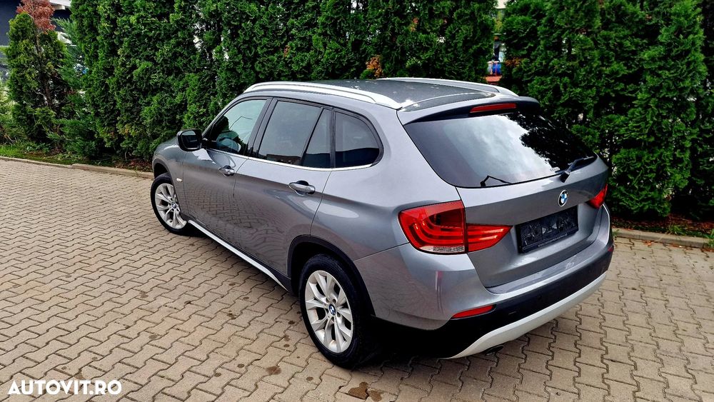 BMW X1 xDrive18d Sport Line - 4