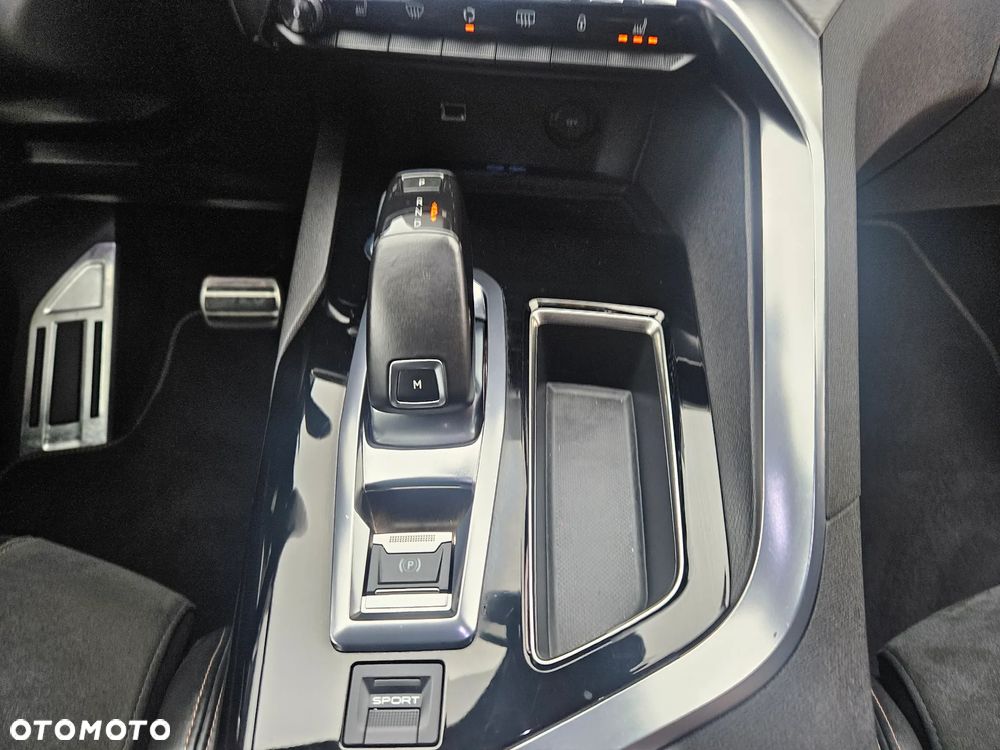 Peugeot 5008 2.0 BlueHDI GT S&S EAT8 - 34