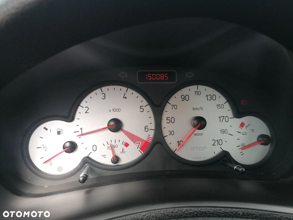 Peugeot 206 - 21